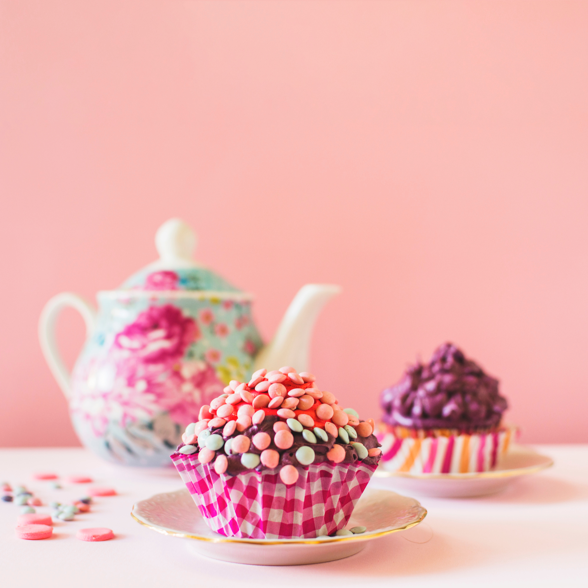 Cake and coffee harmony